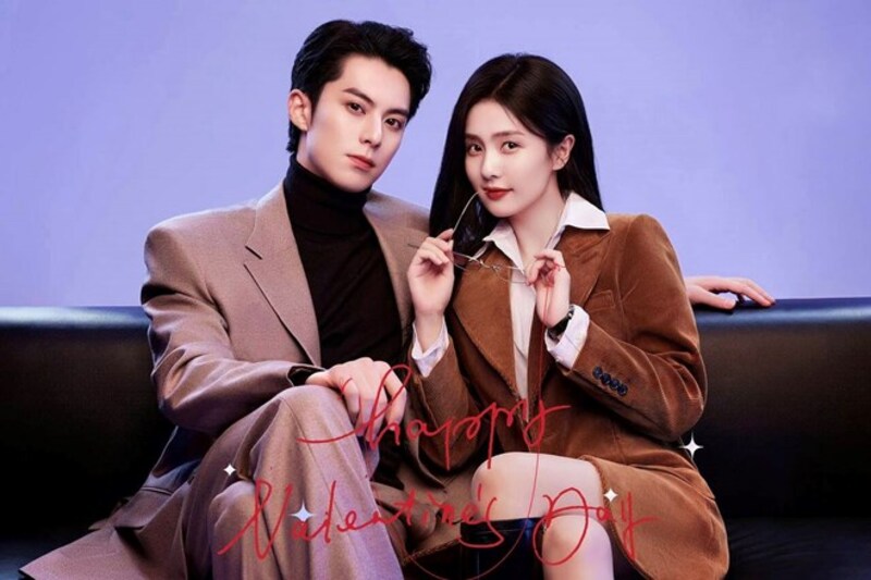 Vương Hạc Đệ hóa thân thành Thời Yến, CEO trẻ tuổi với phong thái lạnh lùng và cuốn hút. 