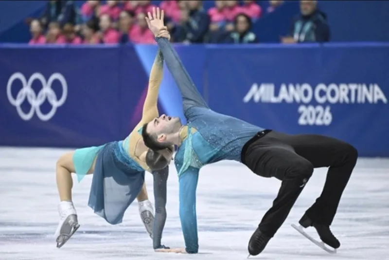 Trượt băng nghệ thuật, khúc côn cầu, snowboard, freestyle skiing và biathlon là những môn được người hâm mộ đặc biệt quan tâm.