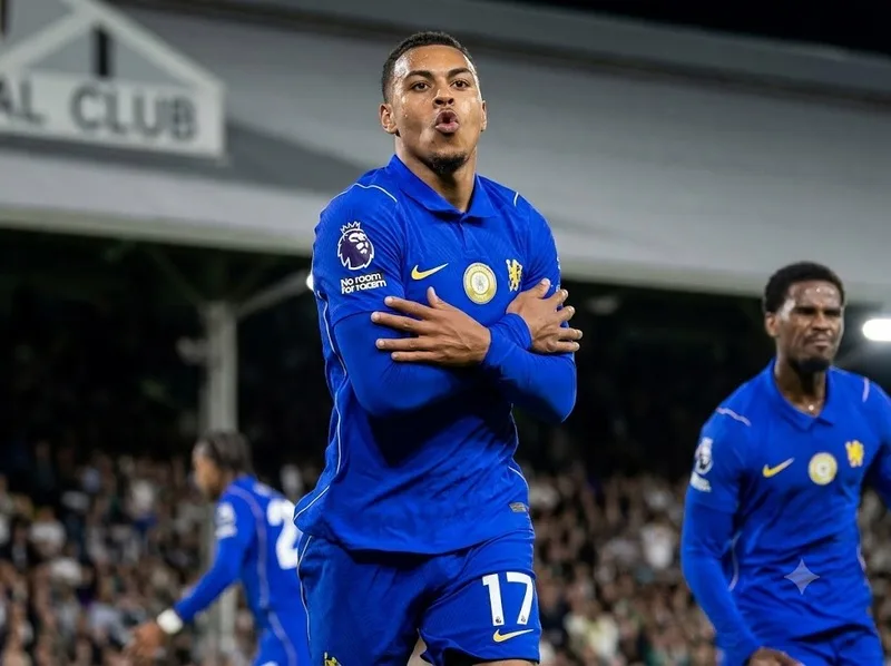 Morgan Rogers có 4 bàn trong bảng xếp hạng ghi bàn Premier League