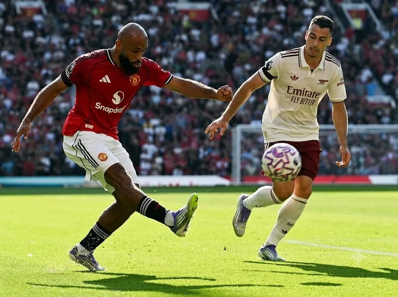 Bryan Mbeumo ghi 4 bàn cho Manchester United tại Premier League